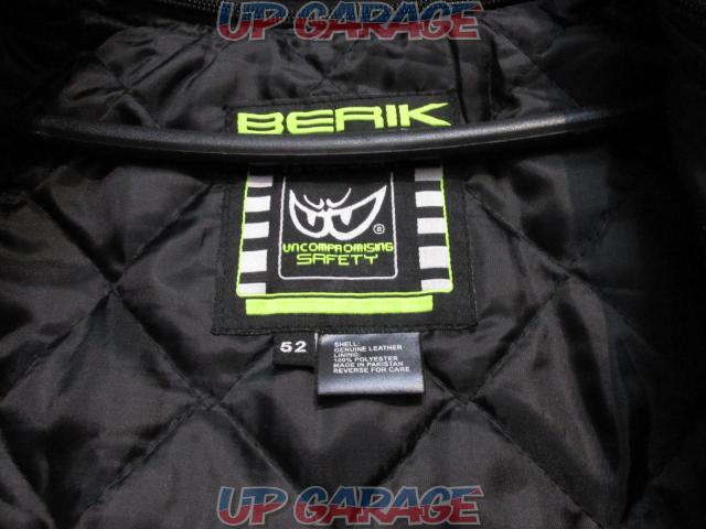 BERIK (Berwick)
Super
Teck
Leather jacket
[52]-04