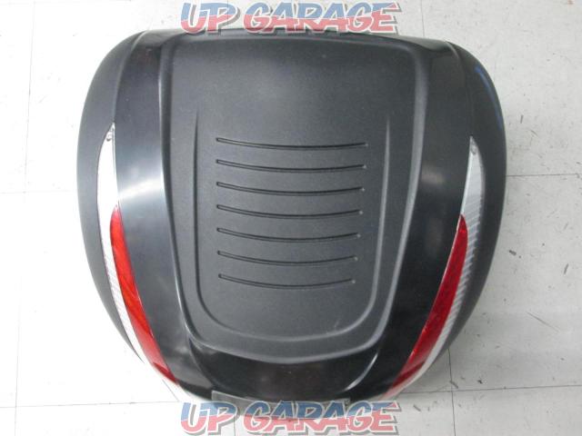 GIVI (ENT)
B33 Monolock Case (with base)
Capacity about 33L-05