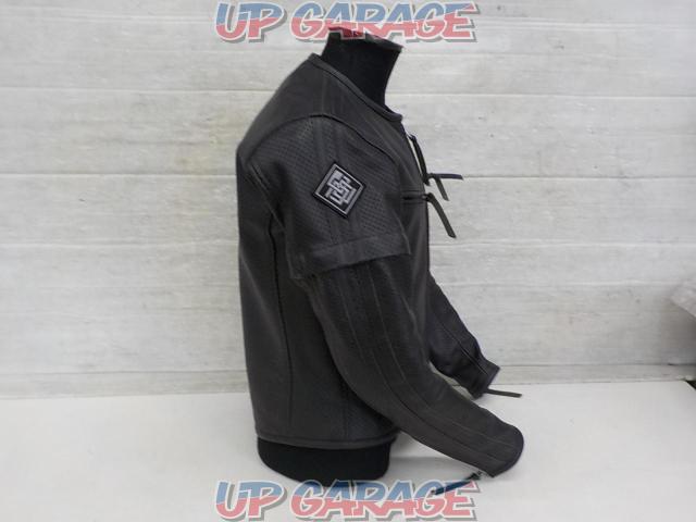 KADOYAx
Higashimoto
Shohei
Collaboration
Punching leather jacket
Size: L-04