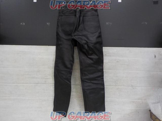 Harold
Daniell
Leather pants
Size: L-02