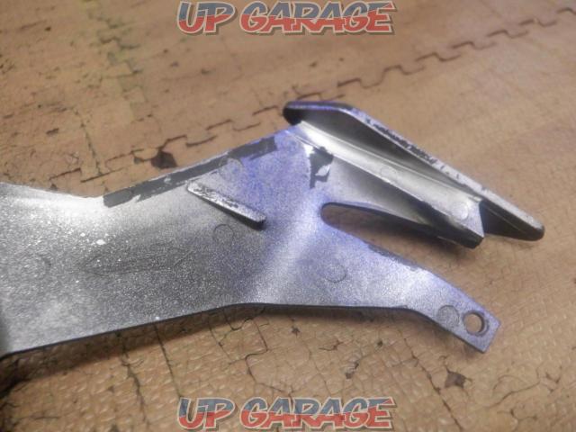 7 manufacturer unknown
Front fairing red-08