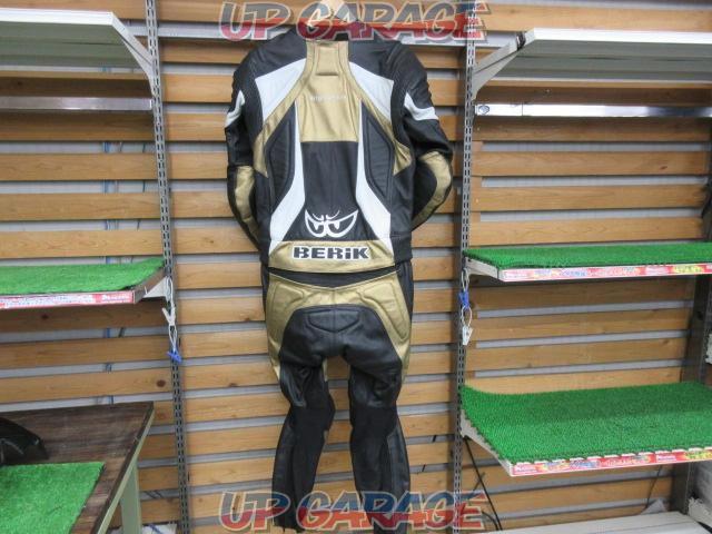 BERIK
2-piece racing suit
Size XLW-02