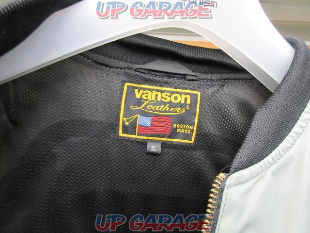 vanson (Vanson)
SVS2303S
3 season windproof and water repellent MA-1 jacket
XL size-02
