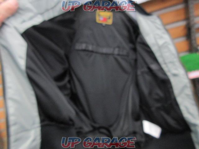 vanson (Vanson)
SVS2303S
3 season windproof and water repellent MA-1 jacket
XL size-04