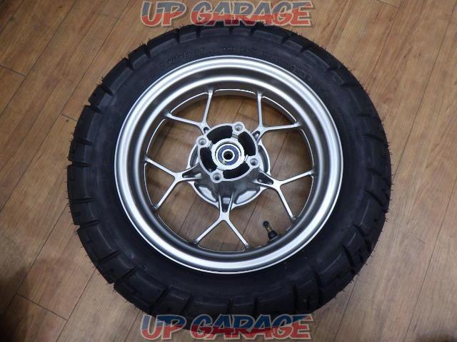 HONDA genuine front and rear wheels and tires set
Monkey 125 (year unknown) removal-06