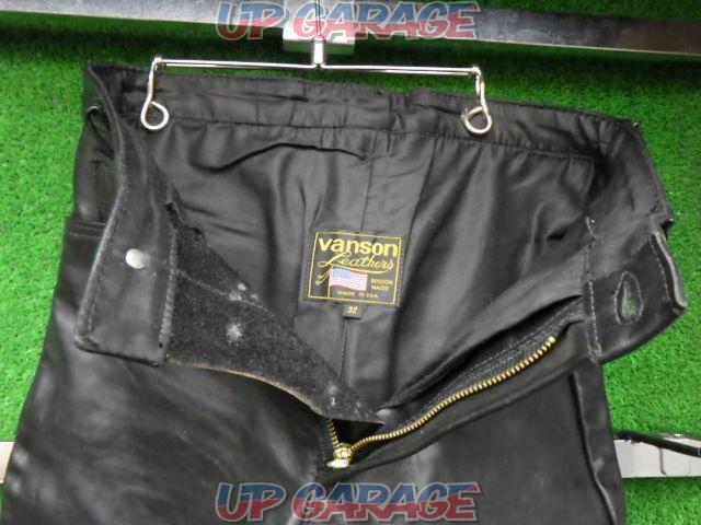 Vanson Leather Straight Pants
Size 32 inches-10
