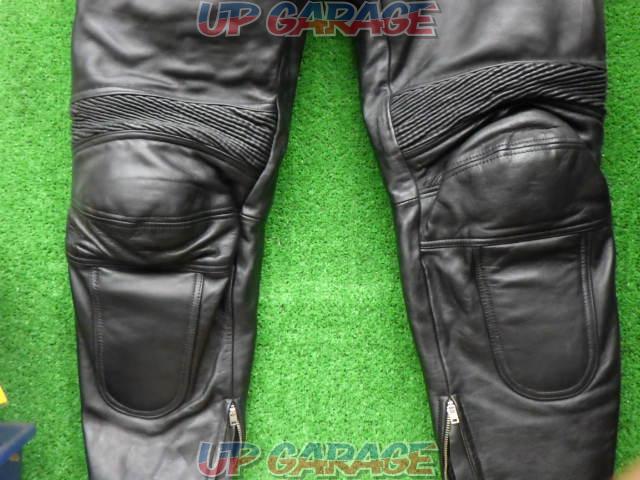 BIKERS Leather Touring Pants
Size unknown
About XXL-04