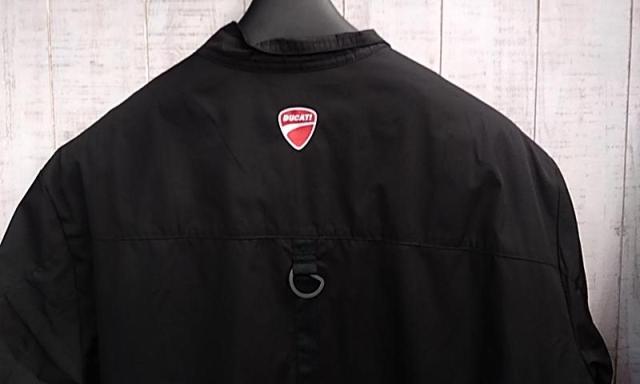Size: XL (US)
DUCATI
Nylon jacket-02