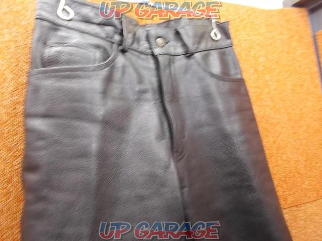 Size: 30
Spoon (spoon)
Leather pants-02