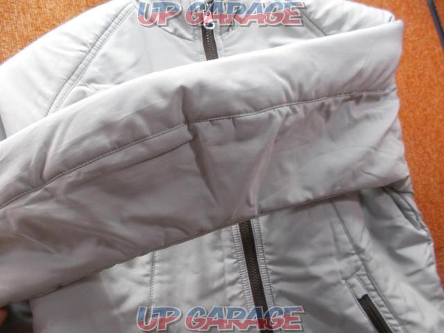 Size: Ladies M
GOLDWIN (Goldwyn)
Storm breaker jacket-04