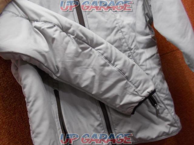Size: Ladies M
GOLDWIN (Goldwyn)
Storm breaker jacket-05