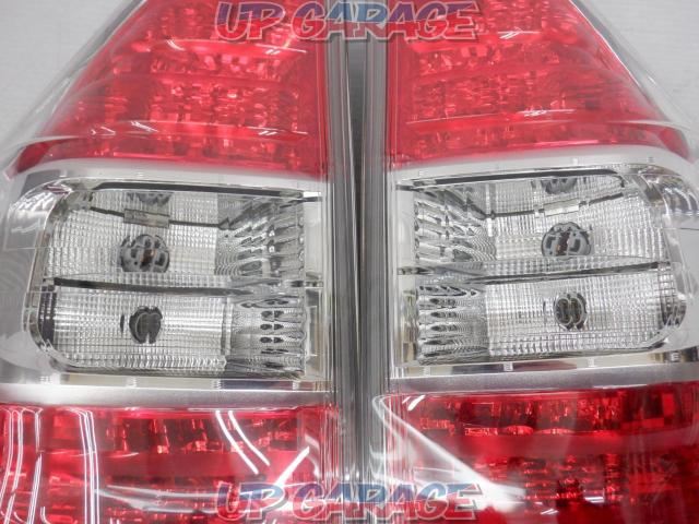TOYOTA
Genuine tail lamp
Right and left
70 system
Noah
Previous period-05