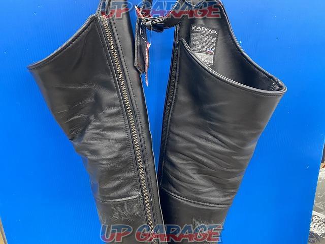 KADOYA
Leather Chaps
Size: 22-10