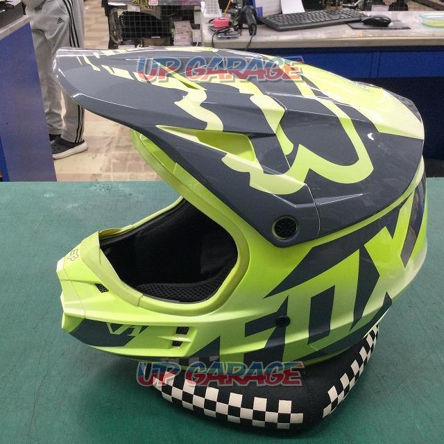 【FOX】オフロードヘルメット V1  サイズ:M-02