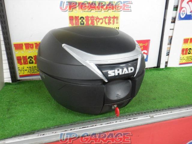 SHAD
SH34
Rear box / top case-03