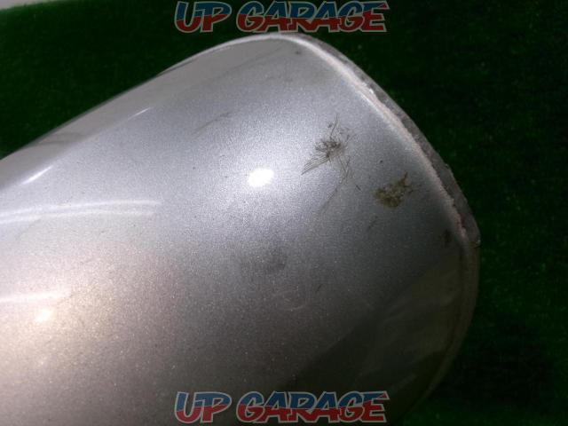 GPZ400F (removed from 84 model) KAWASAKI genuine
Front fender-04