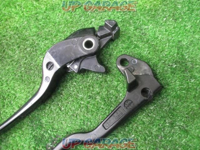 SUZUKI GSX-S750
Removed from 17 years
Genuine lever
Left and right-05