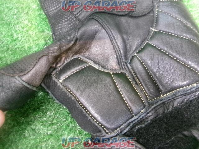 Size unknown
KUSHITANI
WATERPROOF gloves
black-05