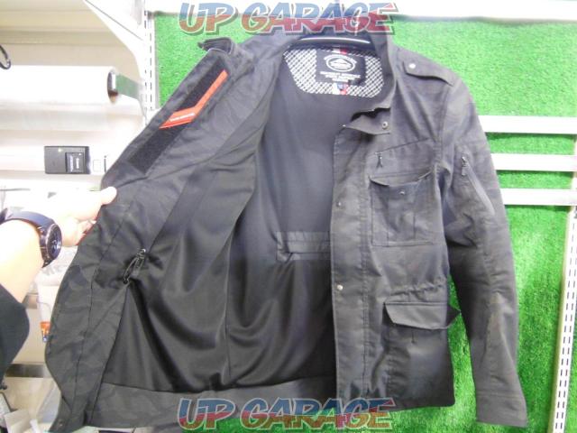 KUSHITANIFIN
JACKET
Fin jacket
Mesh riding jacket
black
Size: LL
Product code: K-2353-05