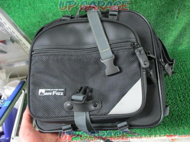 [MOTO
FIZZ Field Seat Bag
black
Part number unknown (MFK-101?)-06