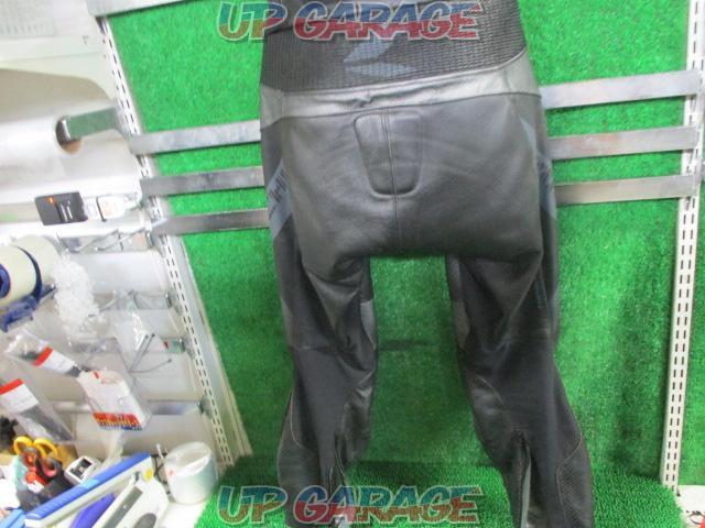 RSTaichiGMX
Motion Vented Leather Pants
Punching leather pants
Size: L
Part Number: RSY822-09