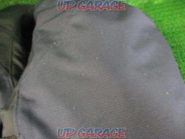 KUSHITANIALOFT
PANTS
Aloft Pants
Waterproof riding pants
Navy color
Size: M
Product code: K-2816-03