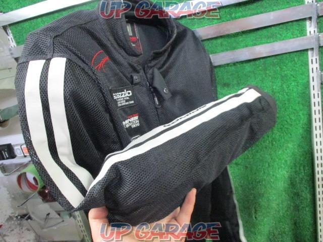 KOMINE Riding Mesh Jacket
Full mesh jacket
black
Size: XL
Part Number: 07-014-03